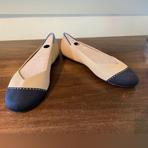 Never worn, Size 9 Rothy’s Camel Captoe Flat